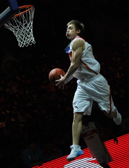 恩比德大帝现在打球这么抽象吗