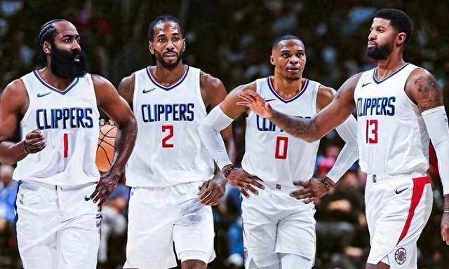 【LPL老婆】希然白色露背长裙，太有气质了