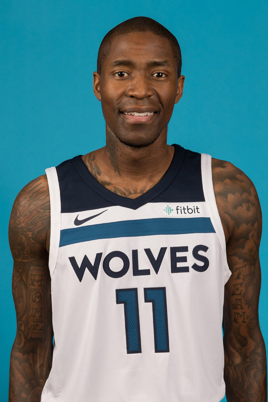 凯利这个被动，连着几次找霍伊伦最后还是没找到，（老板增资在即了）