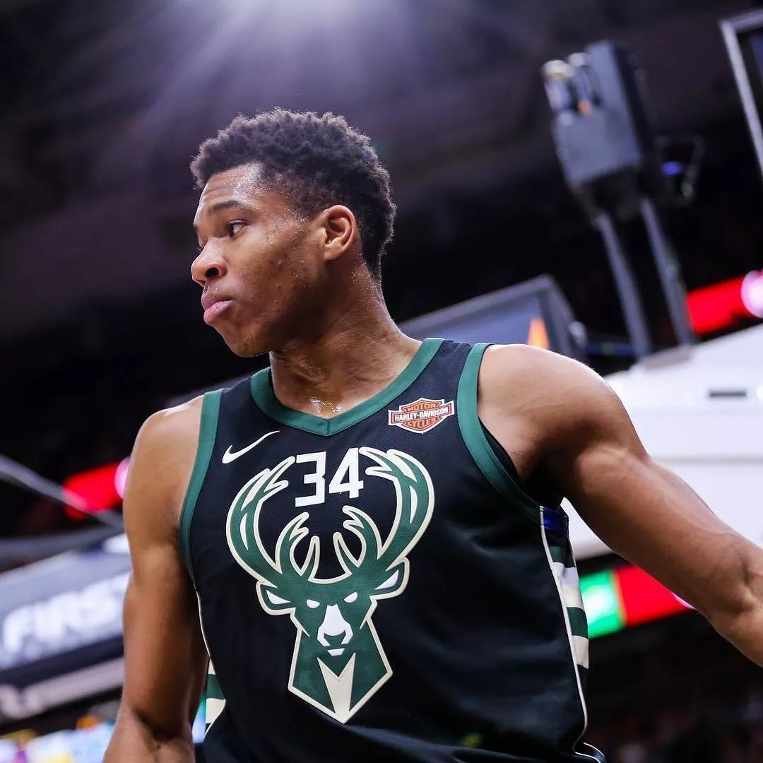 谁该参加今年扣篮大赛？卡特：夏普、埃奇库姆、阿门、卡斯尔