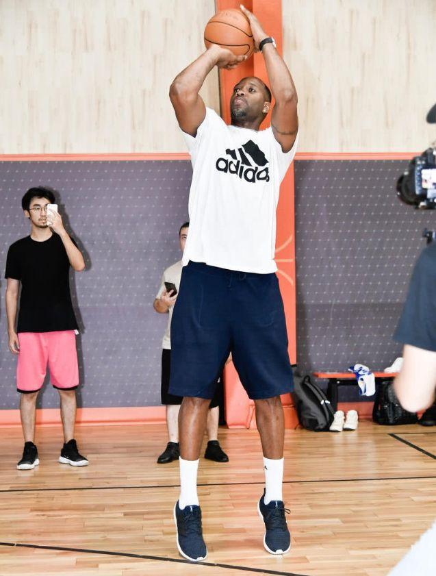 辽宁女篮欲一鼓作气冲进A组