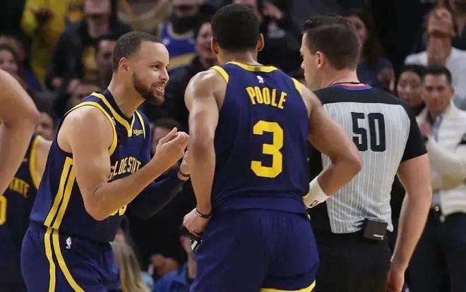 重回巅峰？内马尔17分钟戴帽助桑托斯赢球，赛后透露自己未来去向